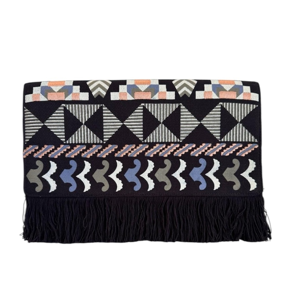 Brand New sealed Taj clutch stella & dot